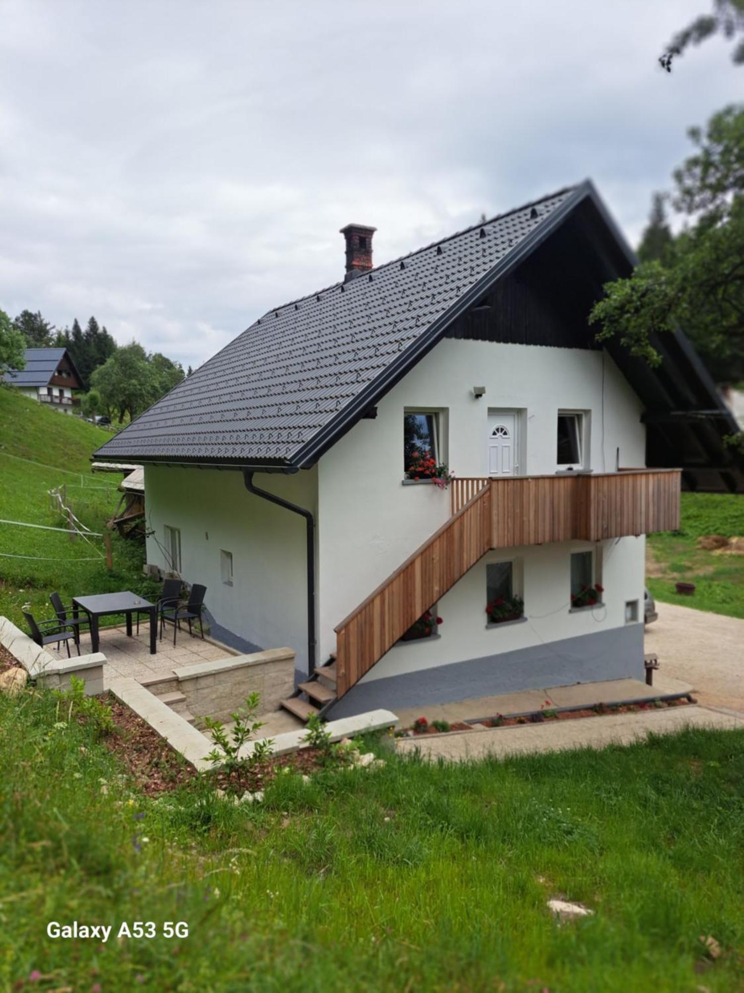 Апартаменты Tourist Farm Pr' Maretc Бохиньска-Быстрица Экстерьер фото